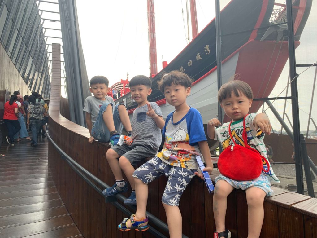 台灣船園區兒童照